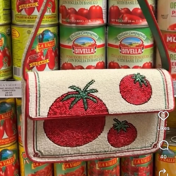 STAUD Handbags - STAUD 🍅  TOMATO TOMMY BAG NWT